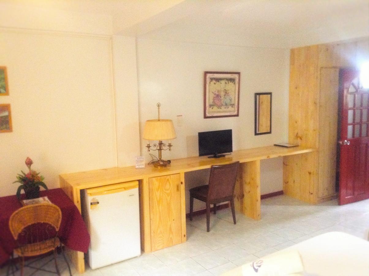 Makiling Onsen Hotel Los Banos  Kültér fotó